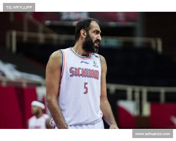 哈达迪宣布退役决定背后的原因与影响深度分析